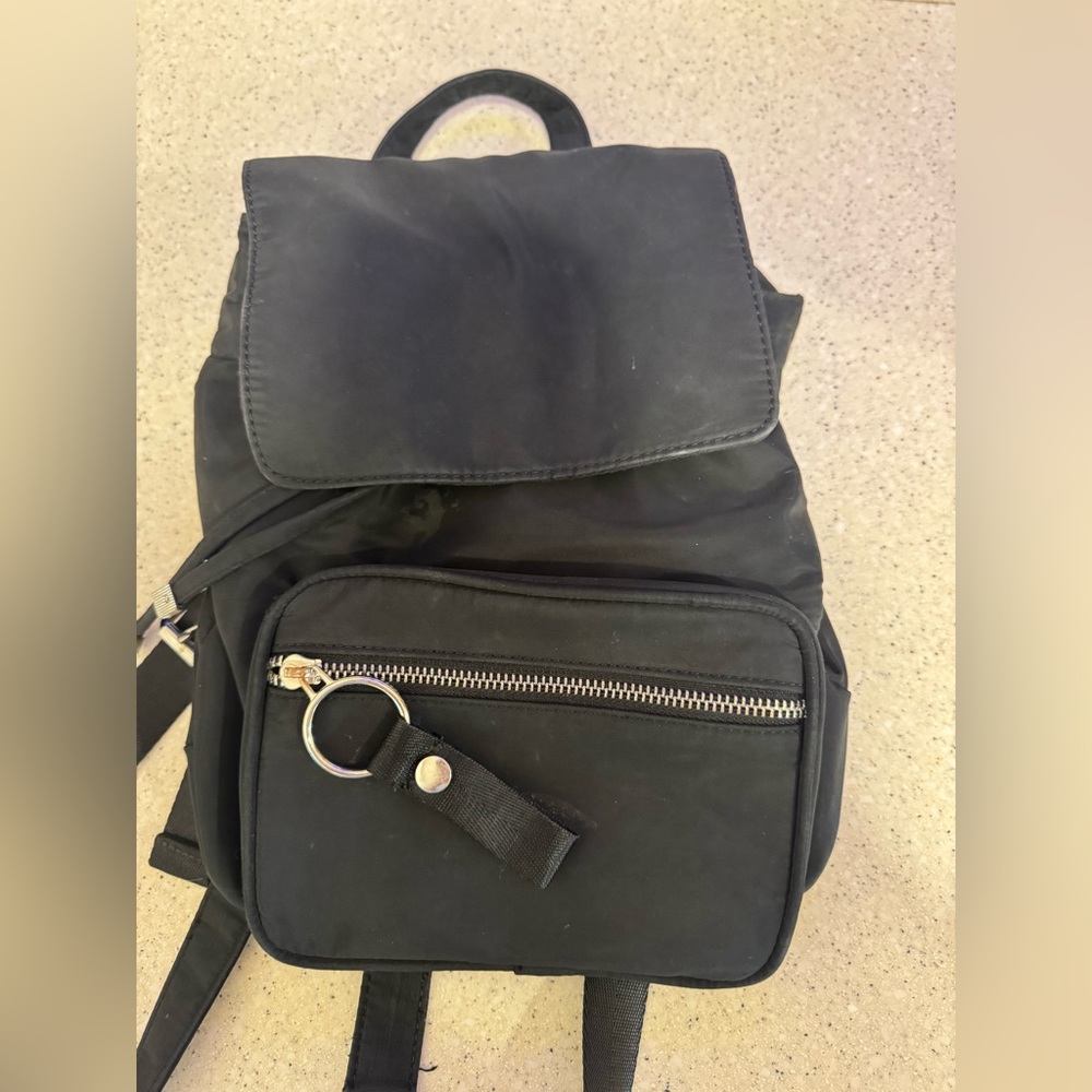 Black Backpack ladies - Picture 3 of 9